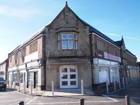 The Grosvenor House, Moortown, Leeds LS17