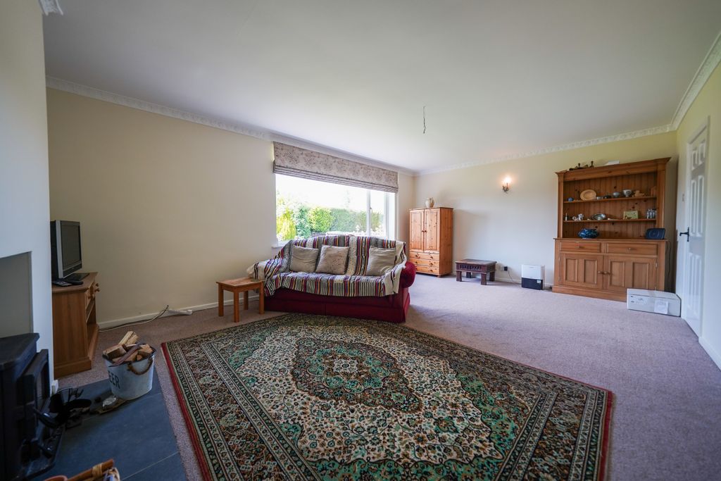 Additional image 8 of 3 bed detached bungalow for saleLeicester Road, Markfield, Leicestershire LE67