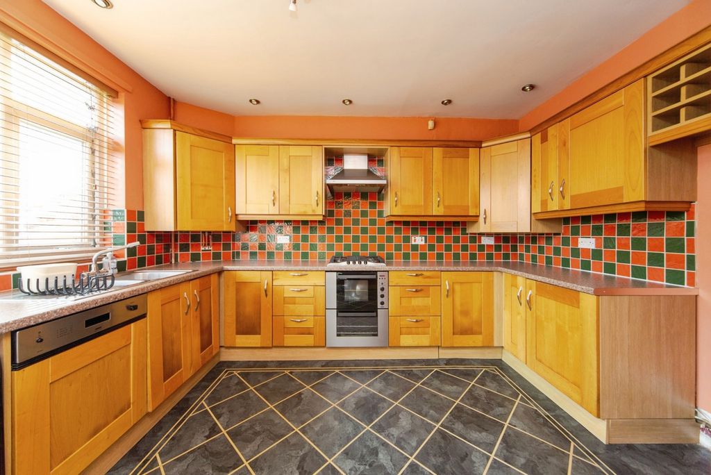 Additional image 4 of 4 bed end terrace house for saleKingsdale Avenue, Birkenhead CH42