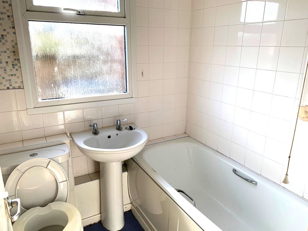 Additional image 4 of 2 bed terraced house for saleDunkirk, Newcastle, Staffordshire ST5