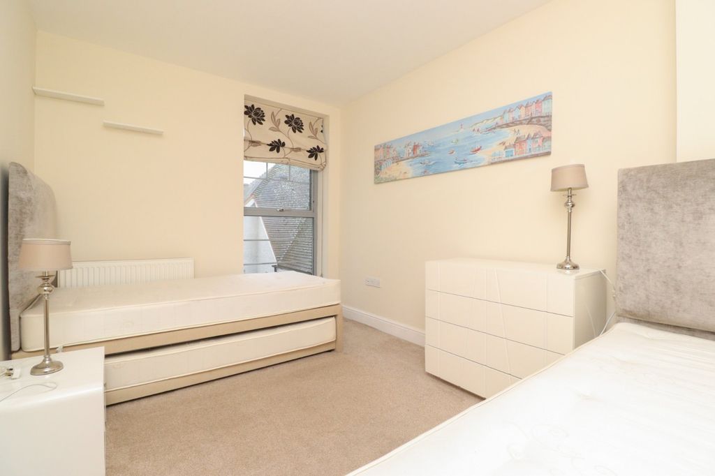 Additional image 17 of 2 bed flat for saleThe Parade, Birchington, Kent CT7