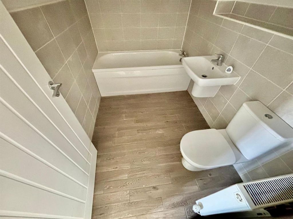 Additional image 9 of 3 bed property for saleUppingham Gardens, Leeds LS12