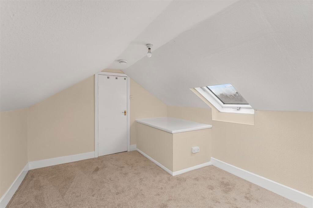 Additional image 11 of 4 bed flat for saleBroughton Road, Banbury OX16
