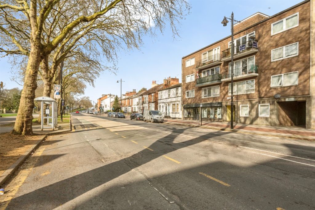 Additional image 12 of 2 bed flat for saleLeger Court, Bennetthorpe, Doncaster DN2