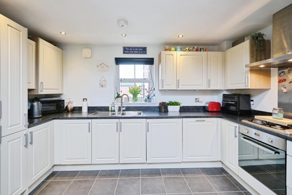 Additional image 11 of Horseshoe Crescent, Birmingham, B43
