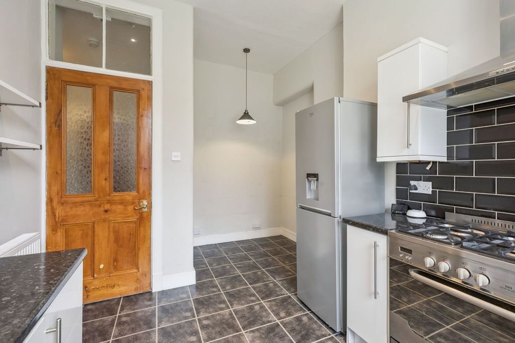 Additional image 7 of 2 bed flat for saleStrathblane Road, Milngavie G62