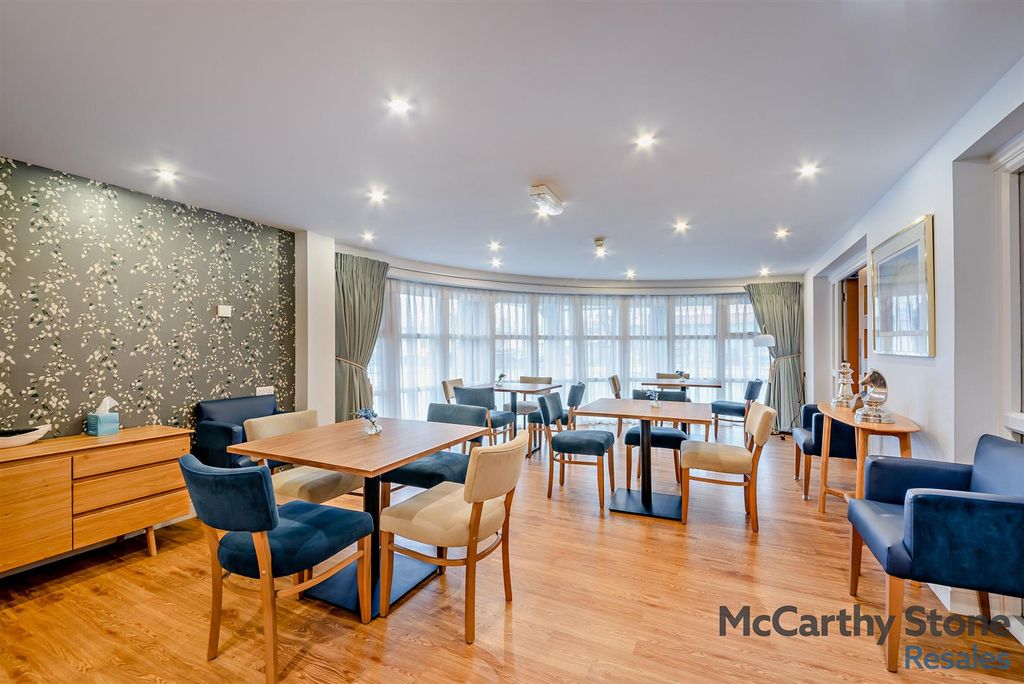 Additional image 17 of 2 bed flat for saleLady Susan Court, New Road, Basingstoke RG21