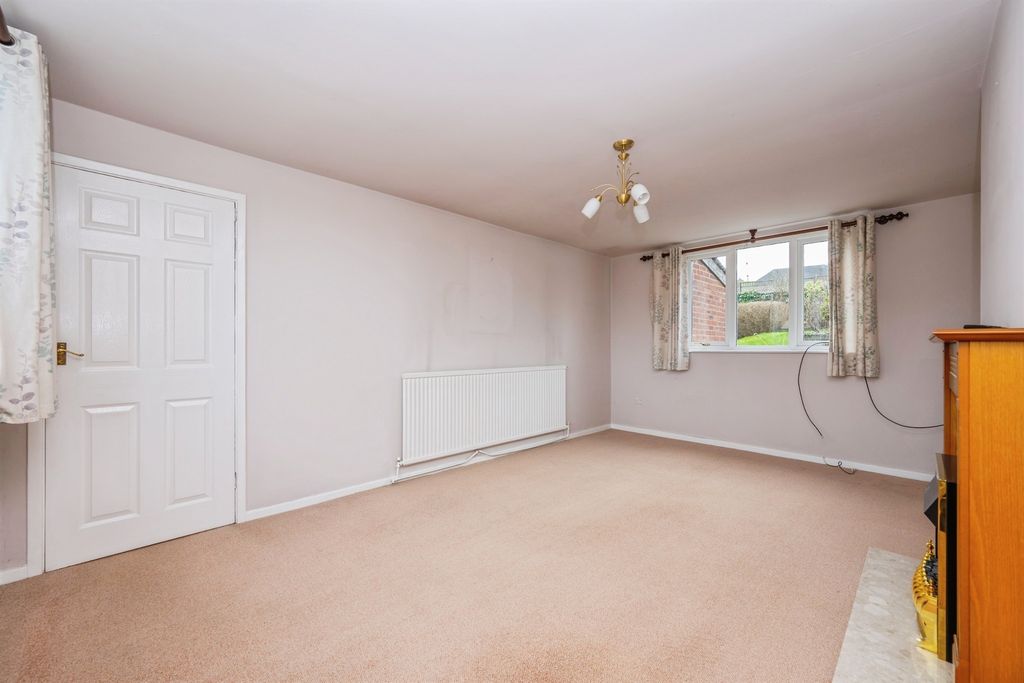 Additional image 5 of 3 bed terraced house for salePark Avenue, Ashbourne DE6