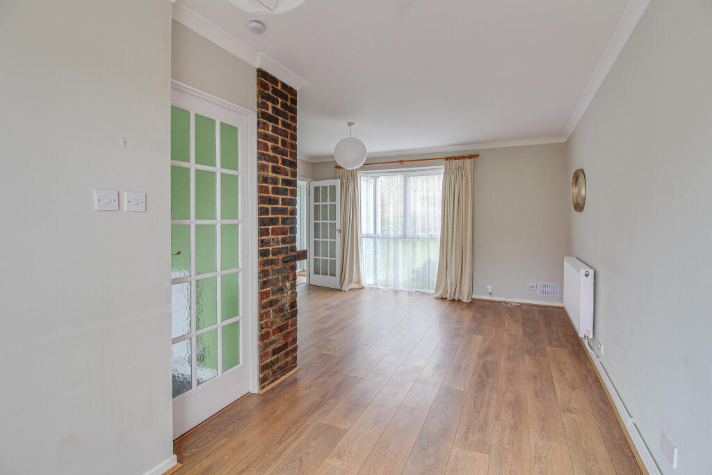 Martin Close, Hatfield, AL10 photo 5