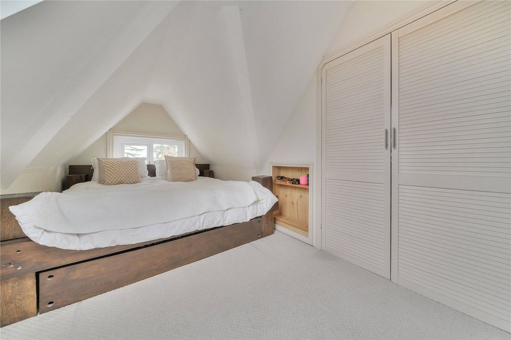 Additional image 6 of 3 bed detached house for saleLondon Road, Camberley, Surrey GU19