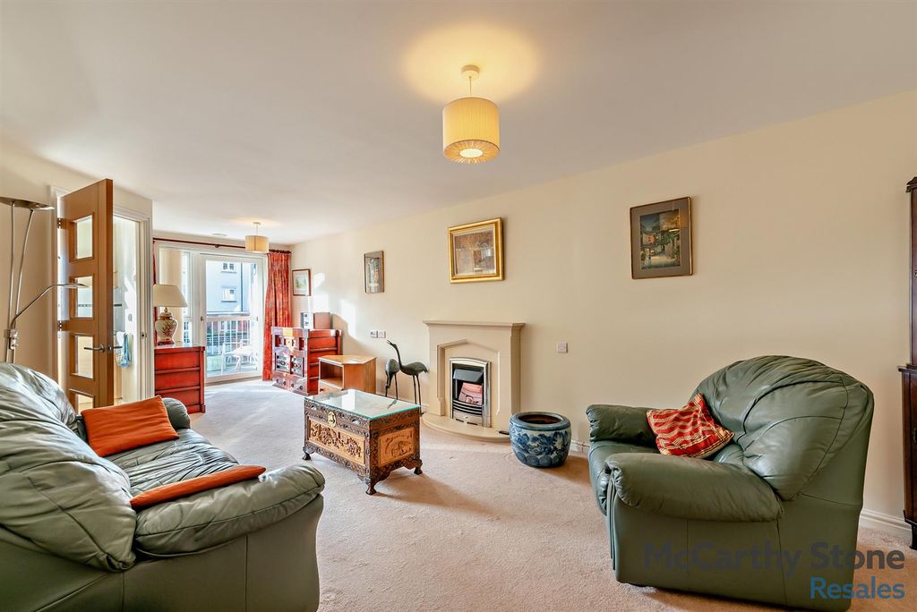 Additional image 2 of 2 bed flat for saleLady Susan, New Road, Basingstoke RG21