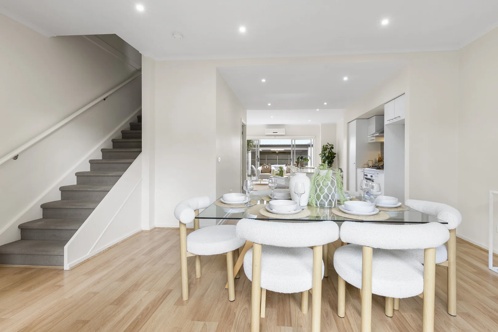Additional image 4 of 173 Central Park Avenue, Craigieburn VIC 3064