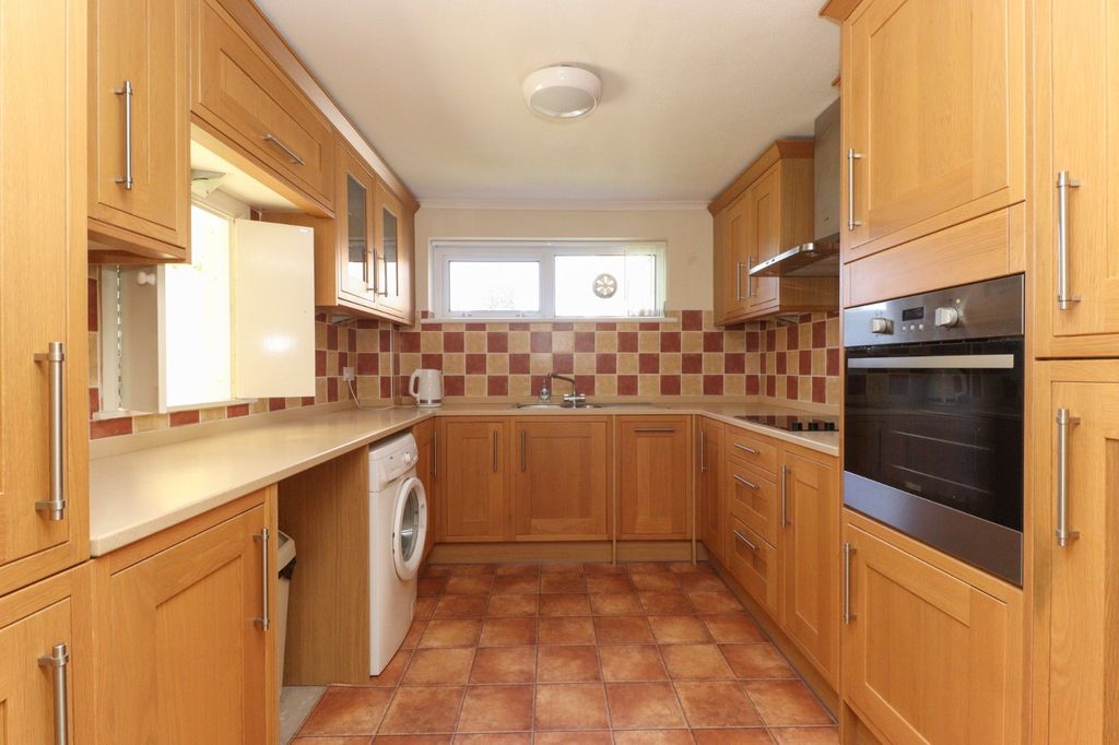 Additional image 3 of 2 bed flat for saleAlpha Road, Birchington, Kent CT7
