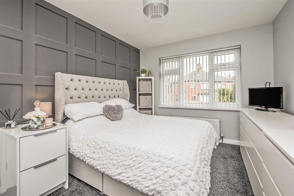 Additional image 16 of 3 bed semi-detached house for saleWhitehall Road, Wortley, Leeds LS12
