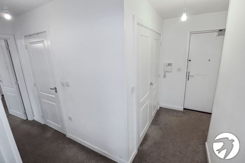 Additional image 11 of 2 bed flat for saleLittle Brights Road, Belvedere DA17