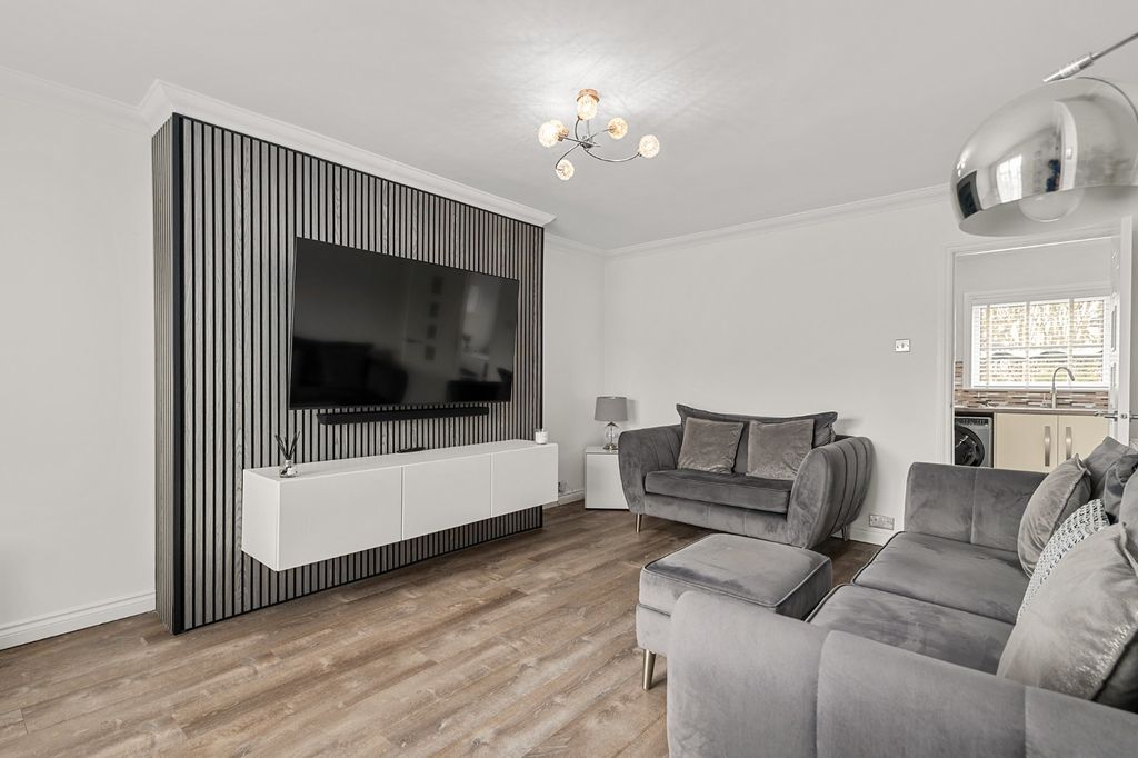 Additional image 3 of 2 bed terraced house for salePark Place, Alloa FK10