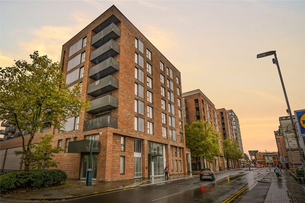 Additional image 16 of 3 bed flat for saleRegal Walk, Bexleyheath DA6