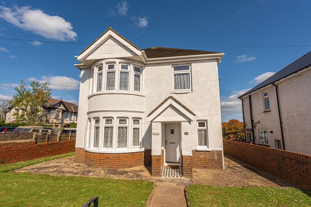 3 bed detached house for saleMalpas Road, Newport NP20