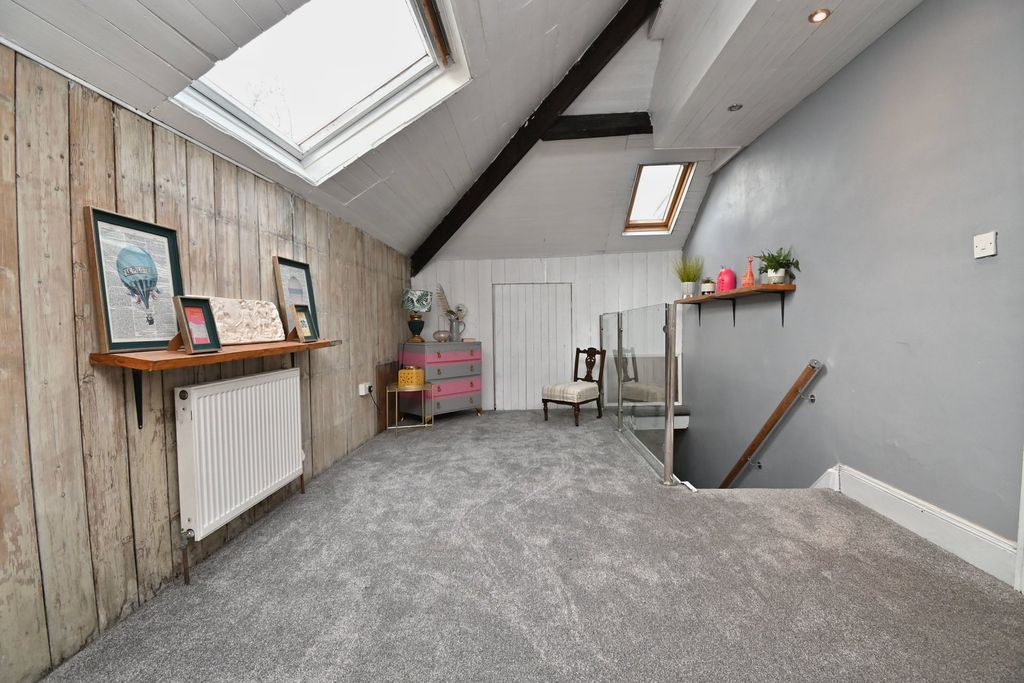 Additional image 24 of 5 bed detached house for saleLund Hill Lane, Royston, Barnsley S71