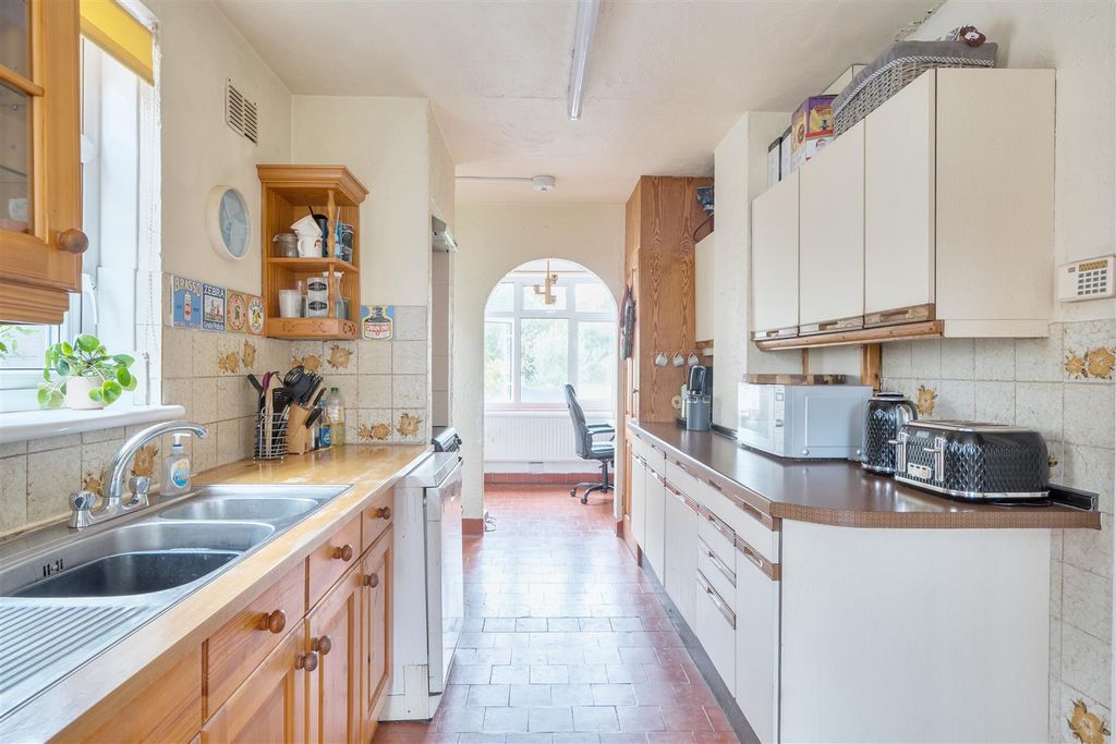 Additional image 4 of 4 bed detached house for saleWest Farm Avenue, Ashtead KT21