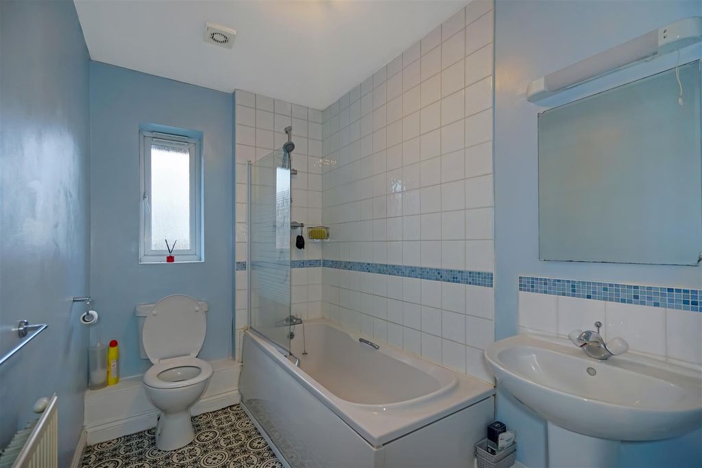 Additional image 9 of 2 bed flat for saleHaven Gardens, Darlington DL1