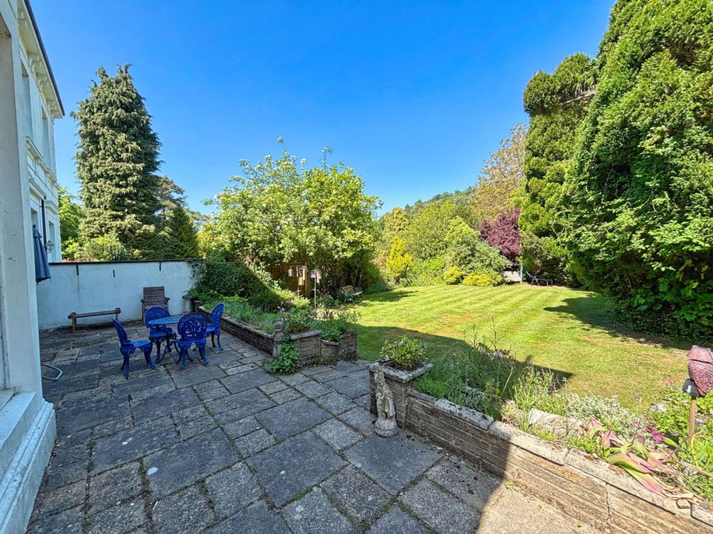 Additional image 2 of 2 bed flat for salePixham Lane, Dorking RH4