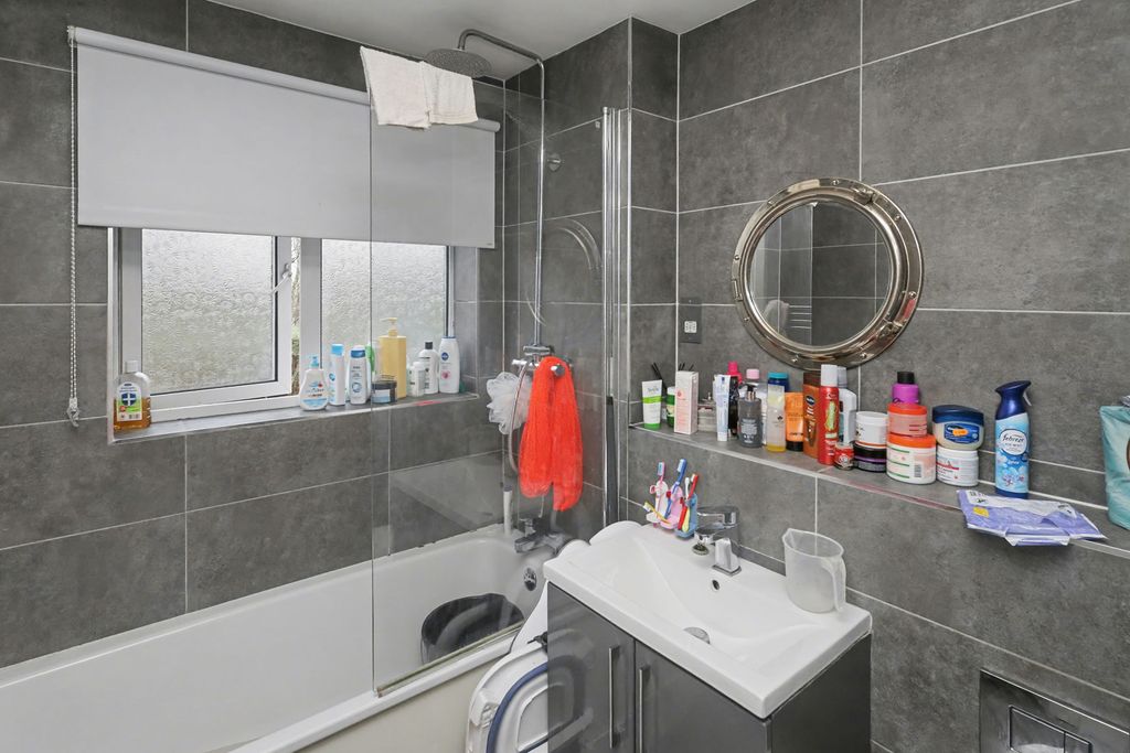 Additional image 7 of 2 bed terraced house for saleMarkwell Wood, Harlow, Essex CM19