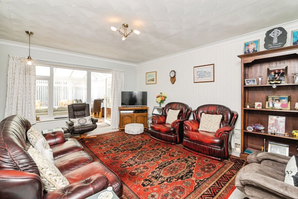 Additional image 6 of 3 bed bungalow for saleDorothy Hodgkin Court, Beccles NR34