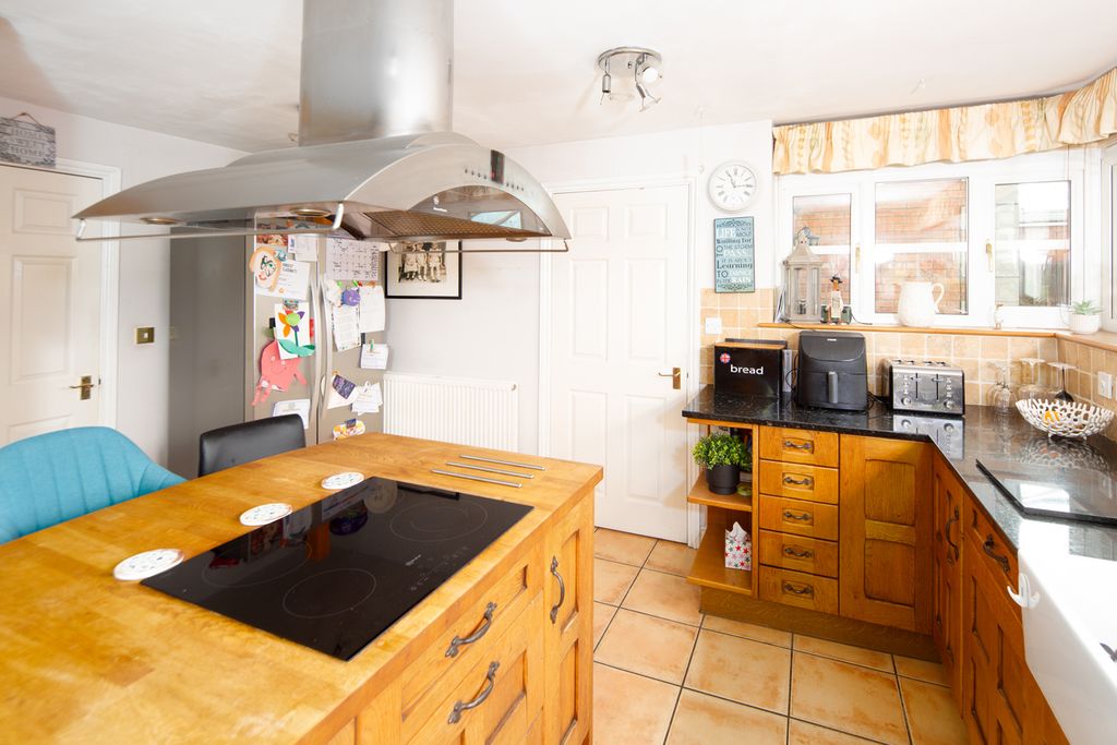 Additional image 12 of 5 bed detached house for saleMallards Way, Bicester OX26