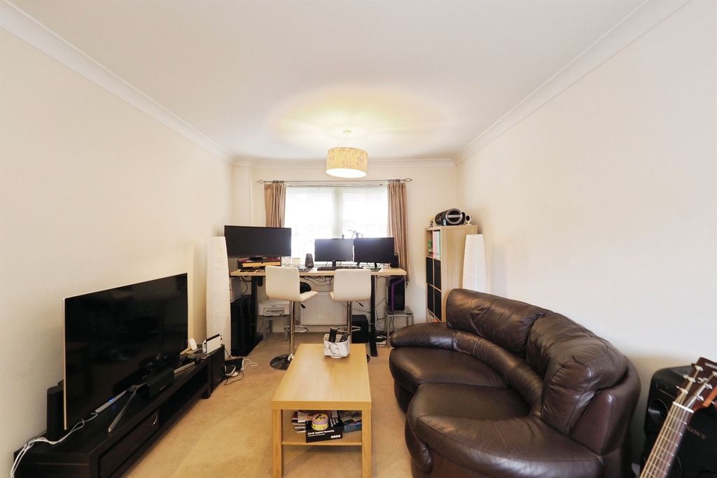 Additional image 6 of 2 bed flat for saleJaeger Close, Belper DE56