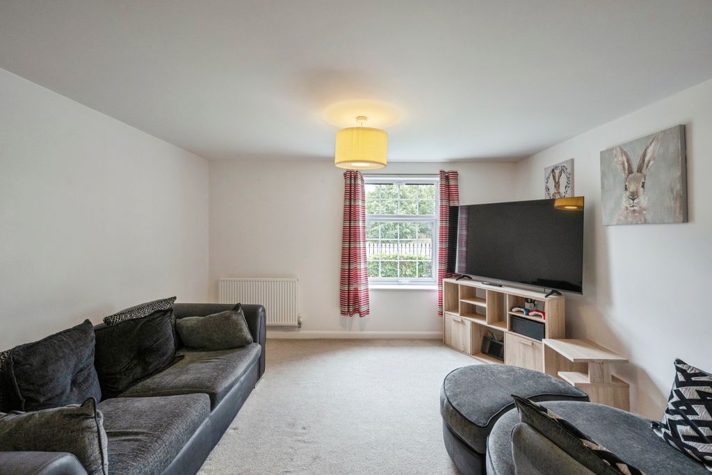 Additional image 6 of 2 bed flat for saleRosso Close, Doncaster DN4