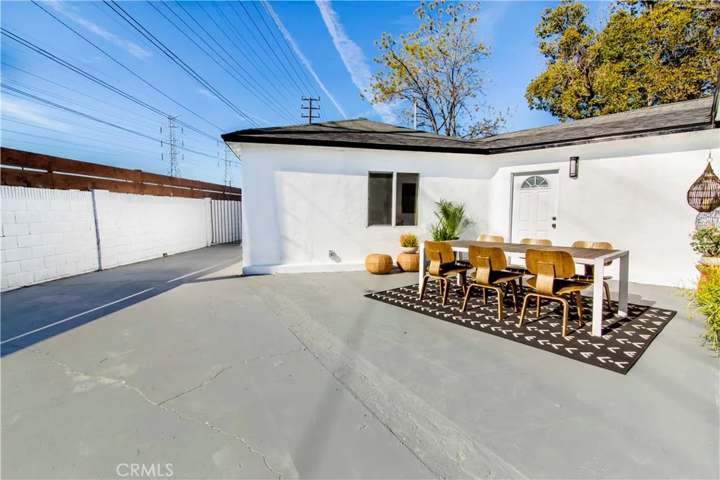 Additional image 31 of 10816 Calvert St, North Hollywood, CA 91606