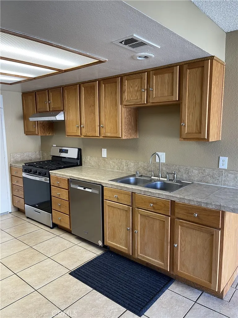 Additional image 43 of 14544 Autumn Place, Fontana, CA 92337