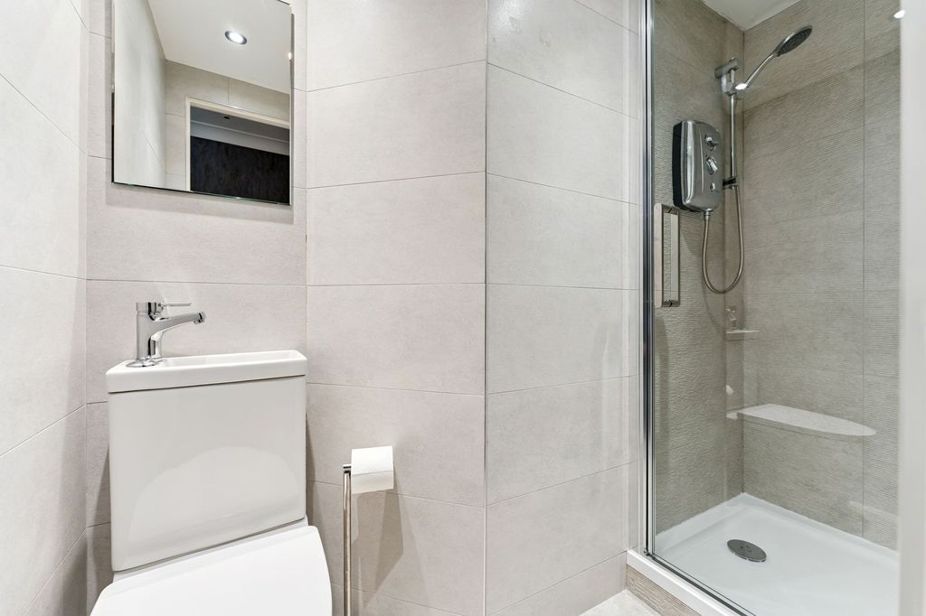Additional image 20 of 2 bed flat for saleBallagan Place, Milngavie G62