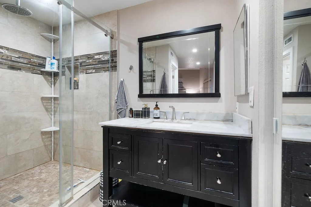 Additional image 33 of 1340 Glenwood Road Unit 8, Glendale, CA 91201