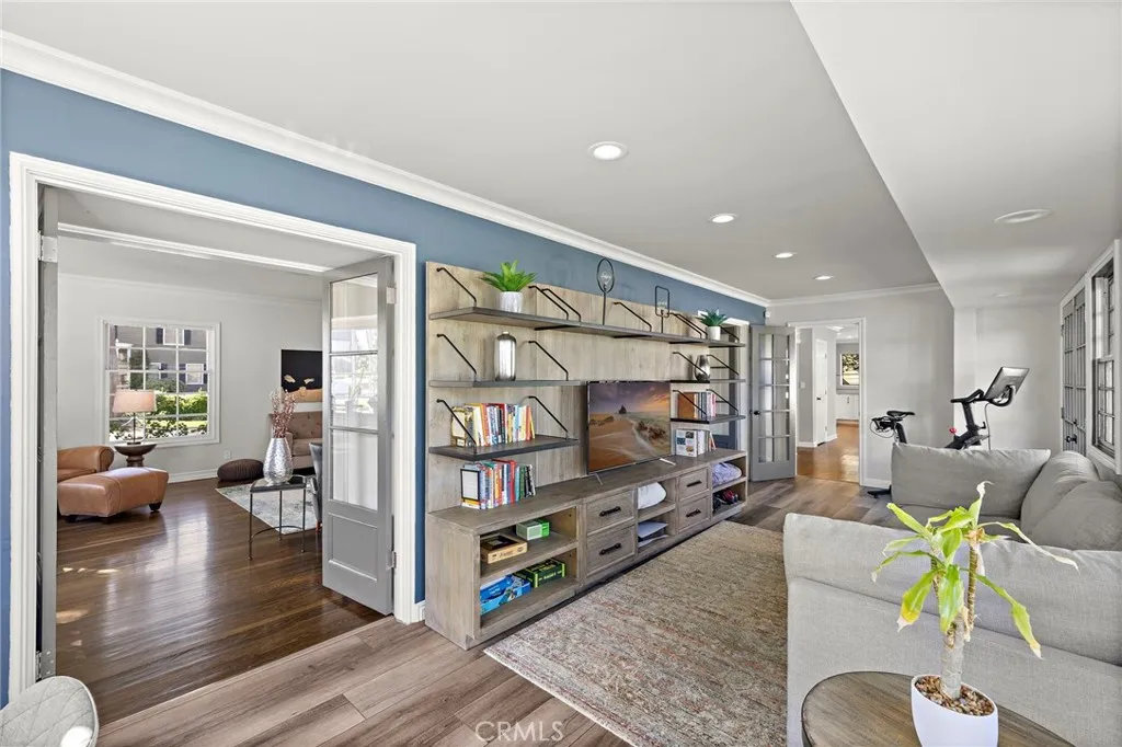 Additional image 13 of 3930 Myrtle Ave, Long Beach, CA 90807