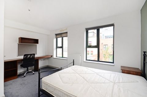 Dun Fields, Sheffield S3, Room to rent
