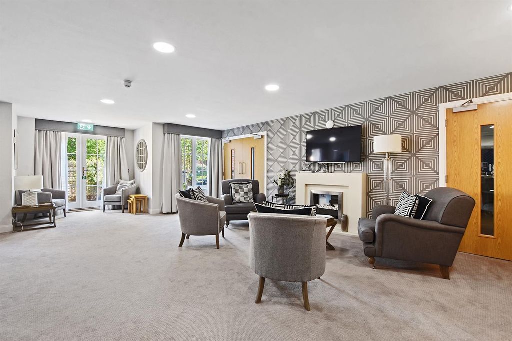 Additional image 19 of 2 bed flat for sale59-61 The Broadway, Amersham HP7