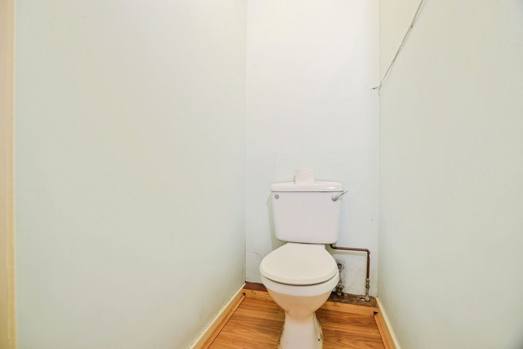 Additional image 9 of 2 bed flat for saleClaymond Court, Stockton-On-Tees TS20