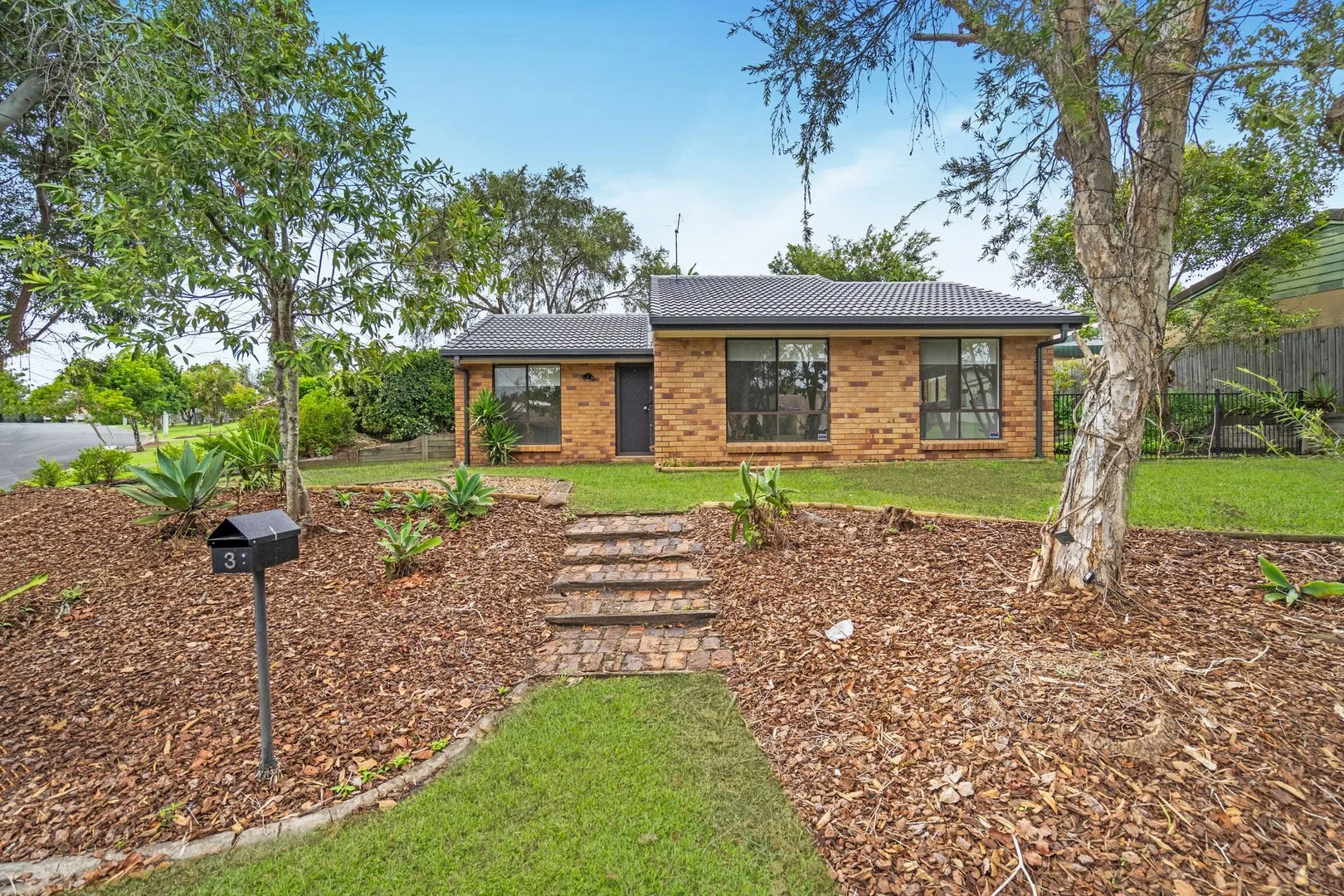 3 Mendip St, Rochedale South QLD 4123