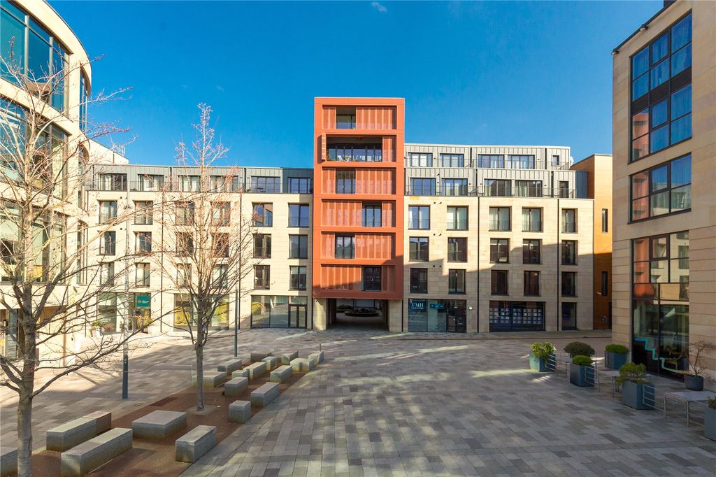 Additional image 2 of 2 bed flat for saleShoemakers Square, Holyrood, Edinburgh EH8
