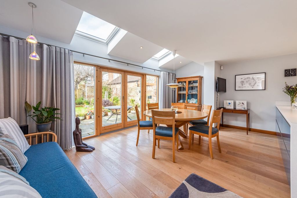 Additional image 11 of 4 bed detached house for saleThe Fishermans, Emsworth PO10