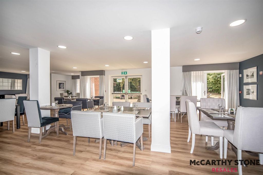 Additional image 23 of 2 bed flat for saleOakhill Place, High View, Bedford, Bedfordshire MK41