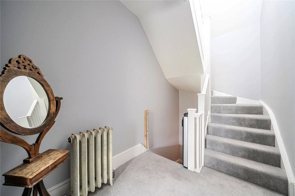Additional image 13 of 3 bed detached house for saleLondon Road, Camberley, Surrey GU19