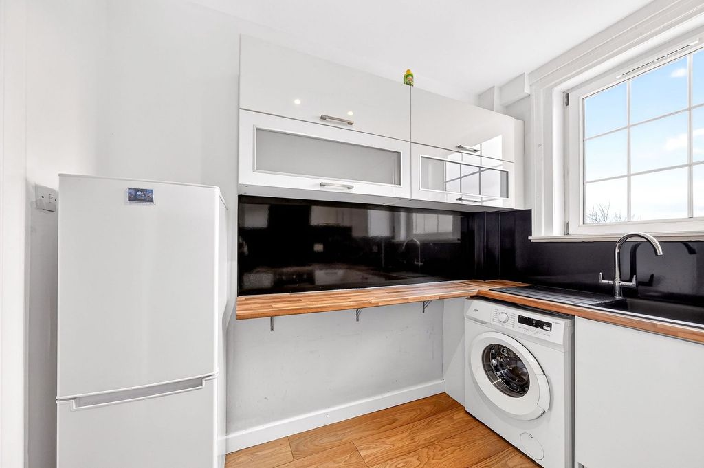 Additional image 31 of 2 bed flat for saleParkhead Loan, Edinburgh EH11