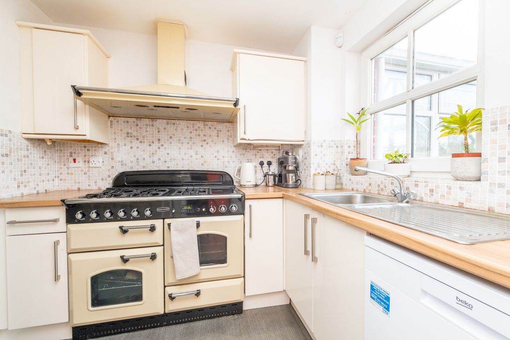 Additional image 6 of 3 bed semi-detached house for sale39 Malbet Wynd, Liberton, Edinburgh EH16