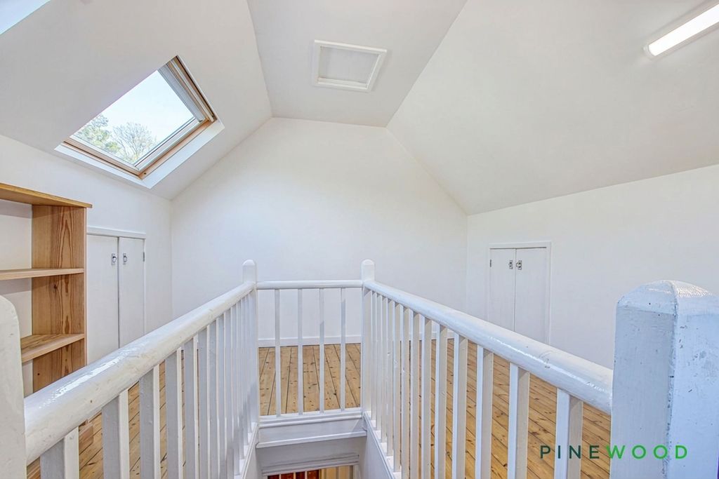 Additional image 21 of 3 bed semi-detached house for saleSpital Lane, Chesterfield S41
