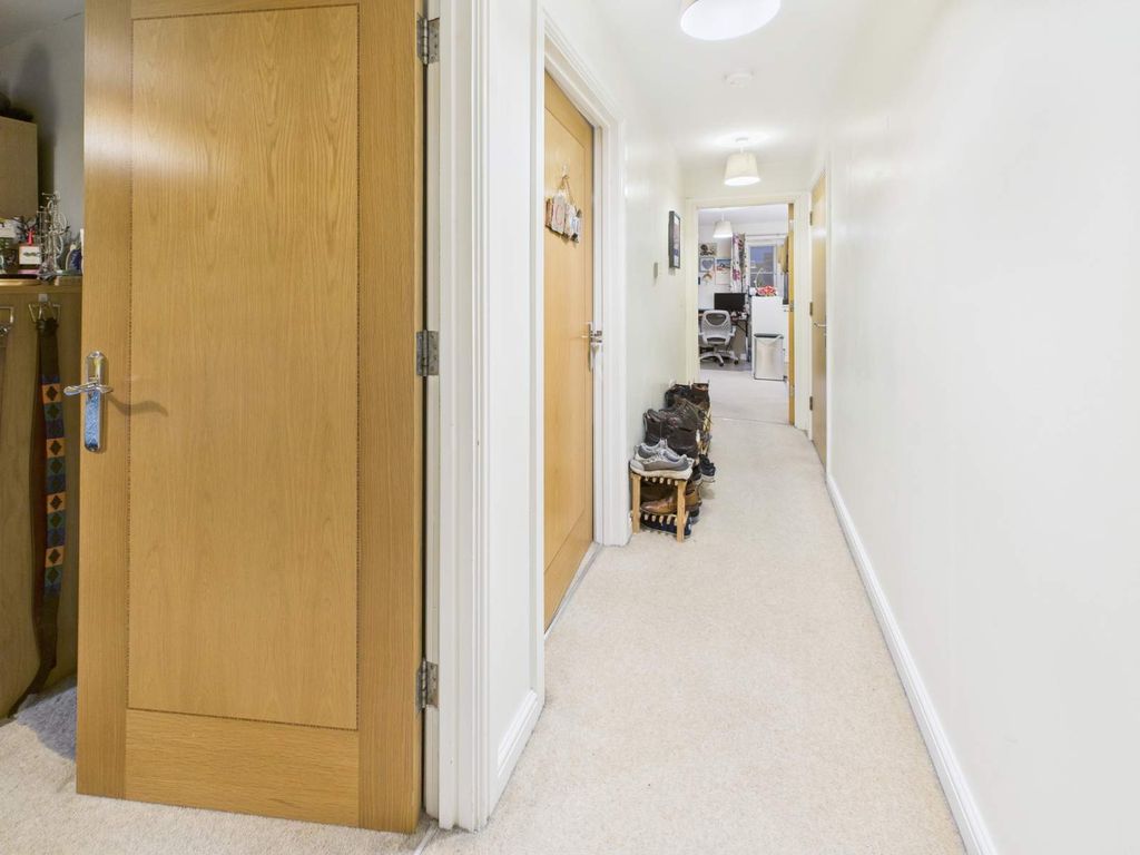 2 bed flat for saleTatham Road, Cardiff. CF14 photo 5