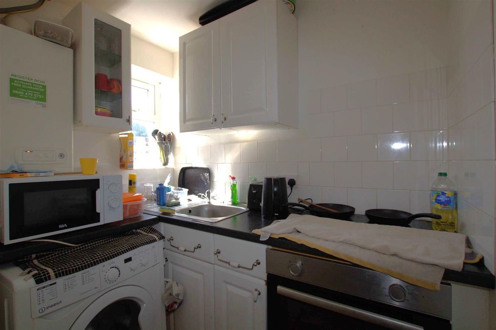 Additional image 3 of 2 bed flat for saleChippenham Road, Middlesbrough TS4