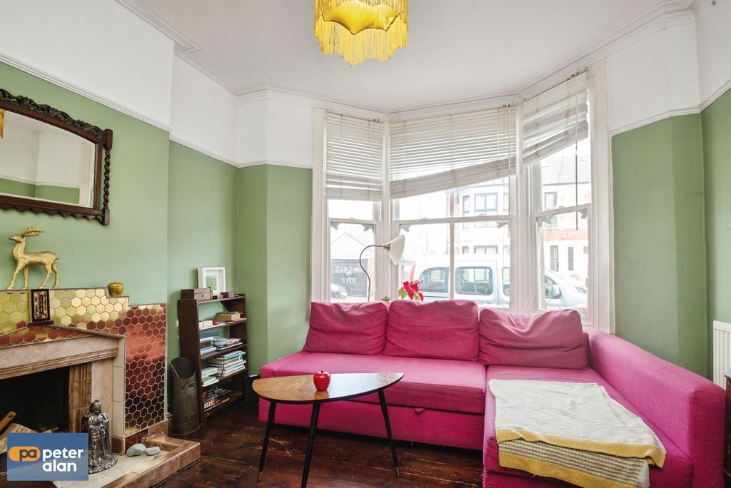 Additional image 5 of 3 bed end terrace house for saleDinas Street, Cardiff CF11